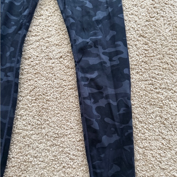 Camo Leggings - Picture 6 of 6